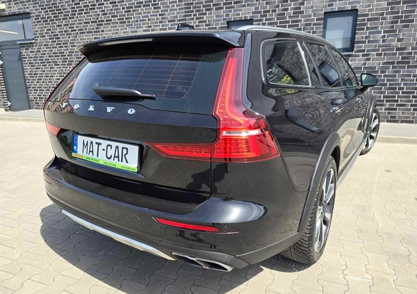 Volvo V60 Cross Country cena 132900 przebieg: 179000, rok produkcji 2020 z Zabrze małe 781